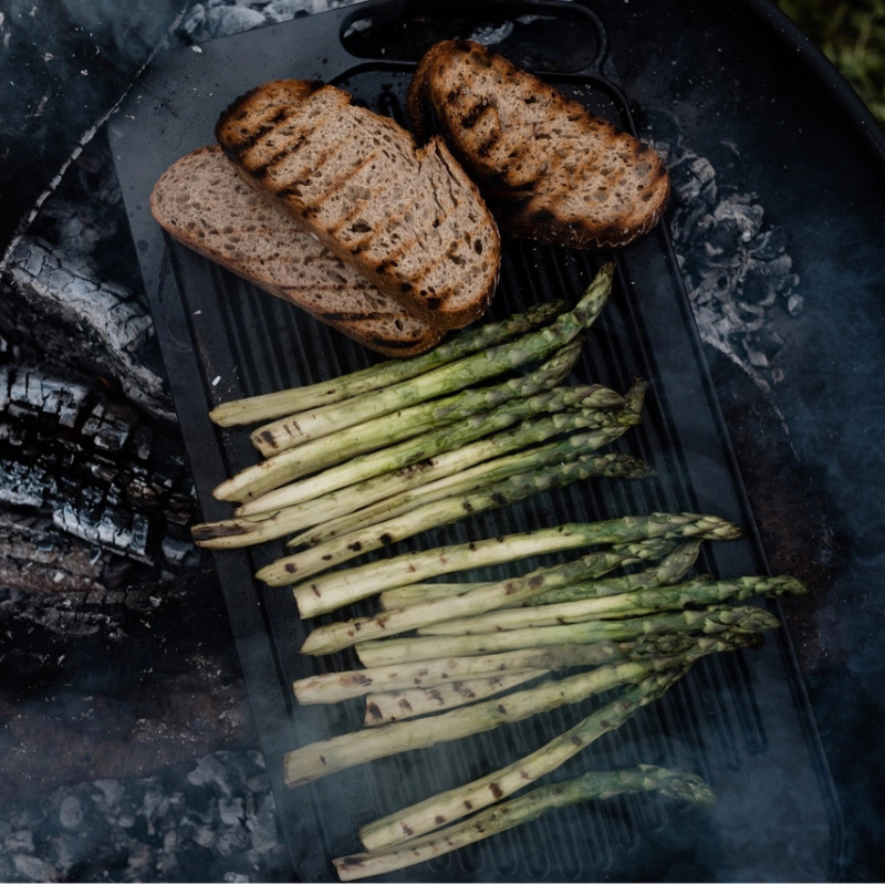 21" Reversible Cast Iron Griddle by Barebones