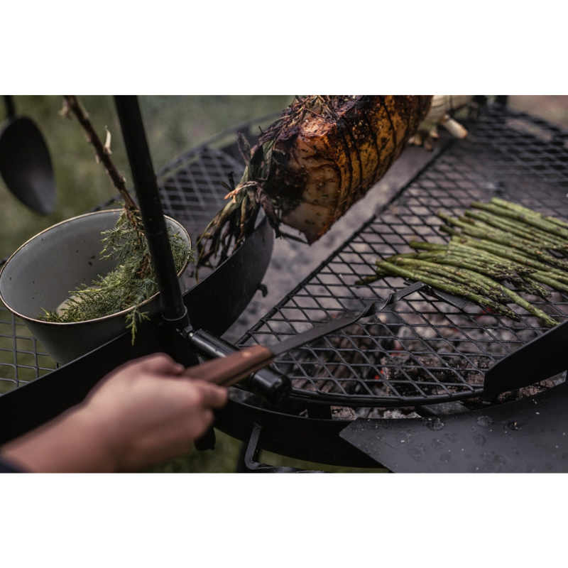 Extra-Long Cowboy Grill Spatula by Barebones (24")