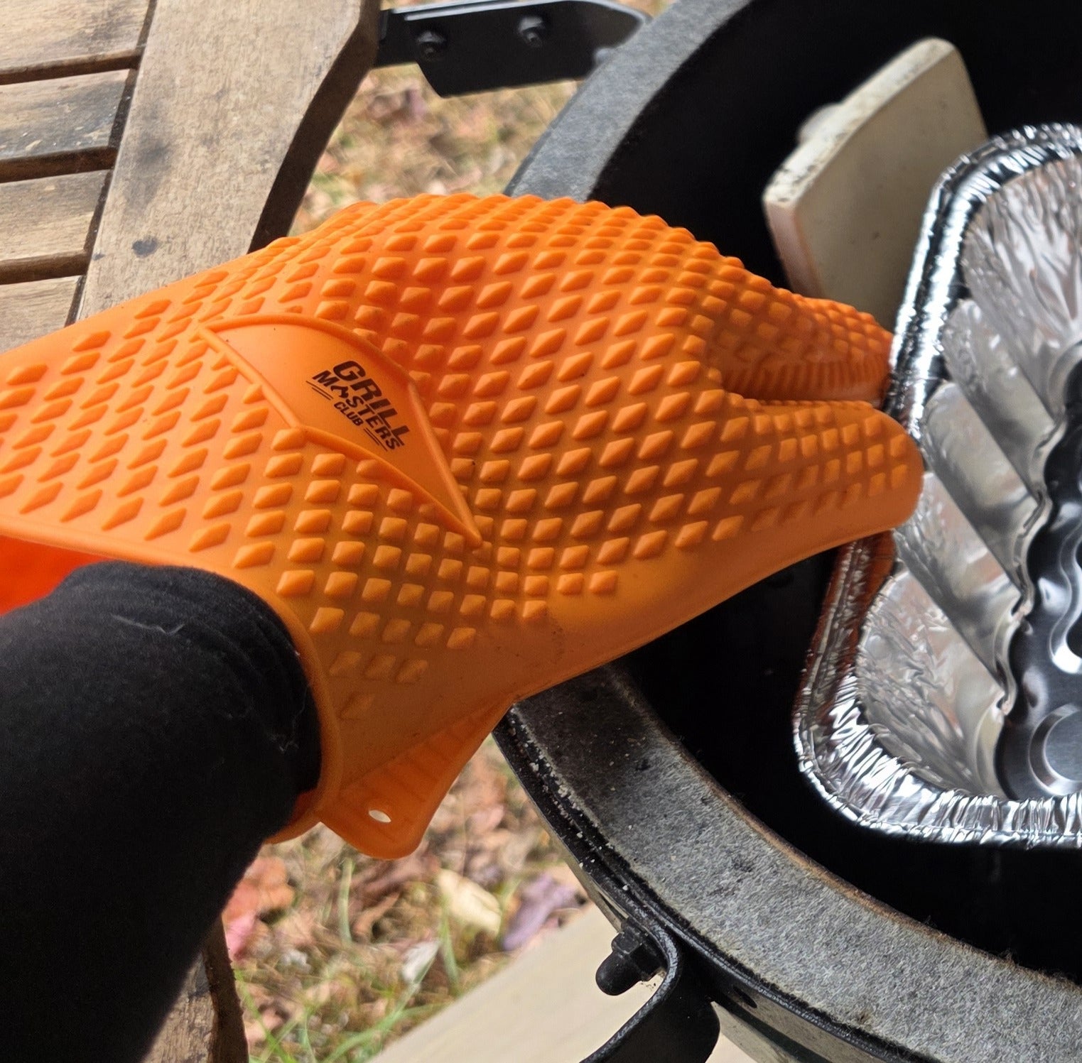 Sear & Safety Bundle: Silicone BBQ Gloves + Heavy Cast Iron Bacon & Griddle Press