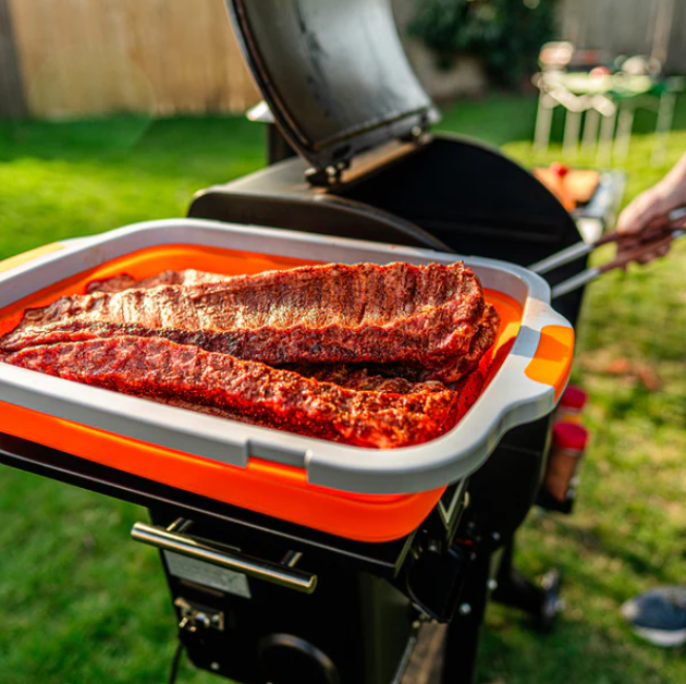 Blazing BBQ Bundle: Grilling Grids + Tongs + Carving Fork + Prep Tub + Grilling Mat + Free Sauce