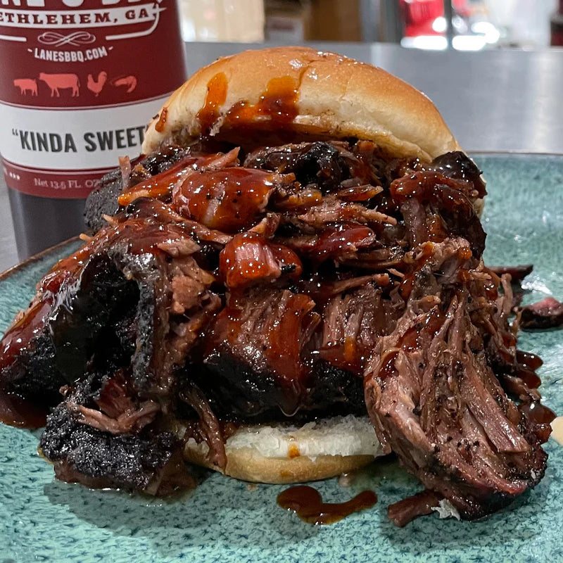 Pulled Pork Bundle: "Pulled Perfection" Box + Meat Claws